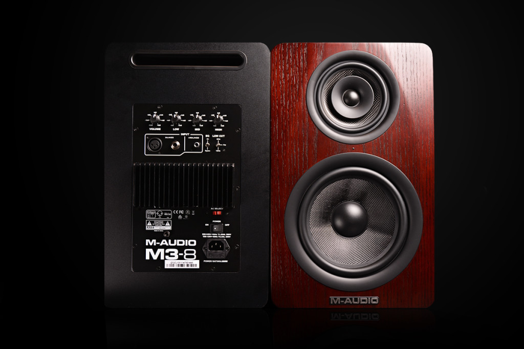 M3-8 boxe back